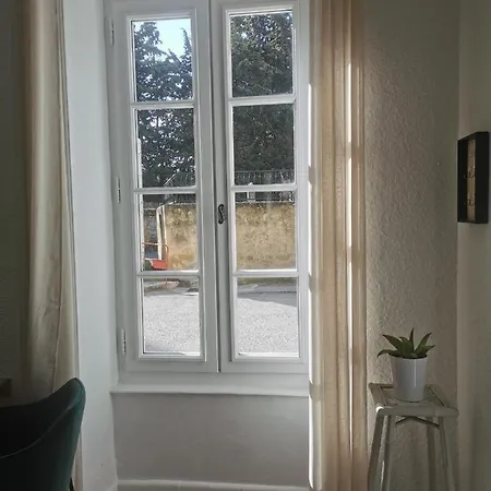 Appartamento Au Petit Faubourg Grignan Esterno foto